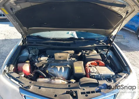 2013 Toyota Camry Hybrid Xle z USA, uszkodzony, nr VIN 4T1BD1FK1DU079832